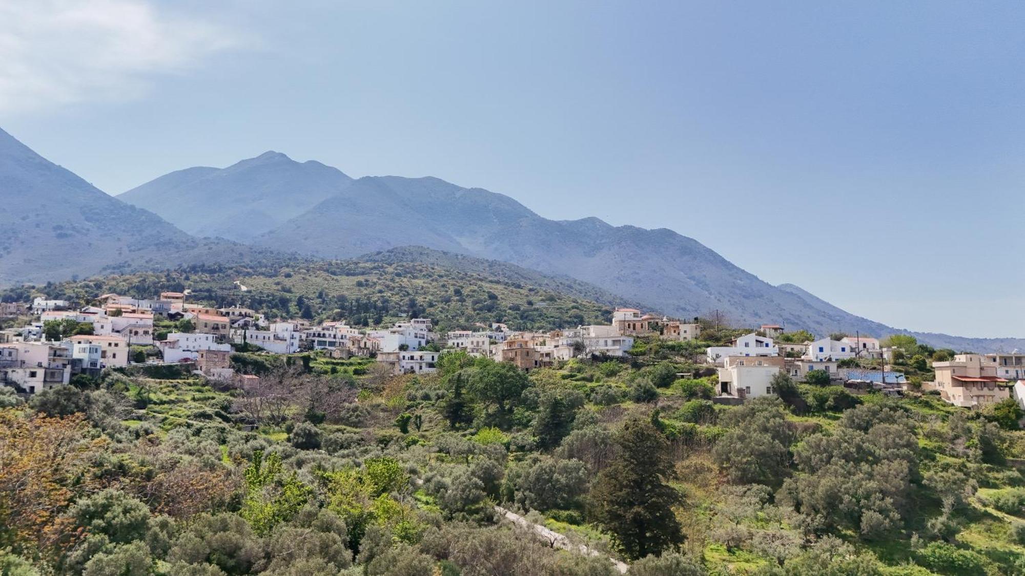 To Patriko Villa Kournas ภายนอก รูปภาพ